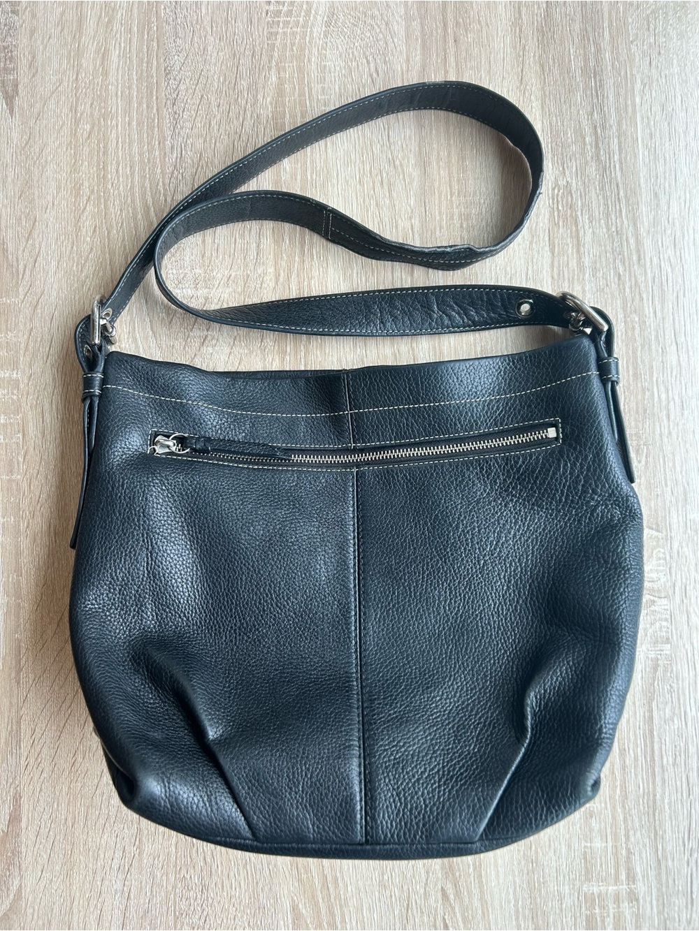 Vintage Coach Black Leather Crossbody Bag